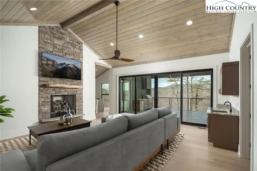 188 Lavender Lane, Ferguson, NC 28624 - #3