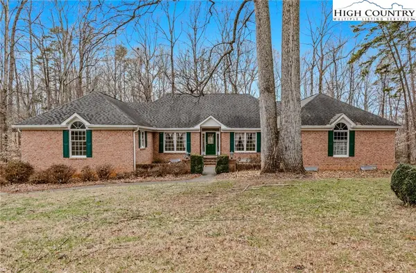 1430 Messick Oaks Trail, Lewisville, NC 27023