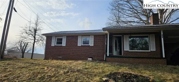 183 Maple Road, Spruce Pine, NC 28777