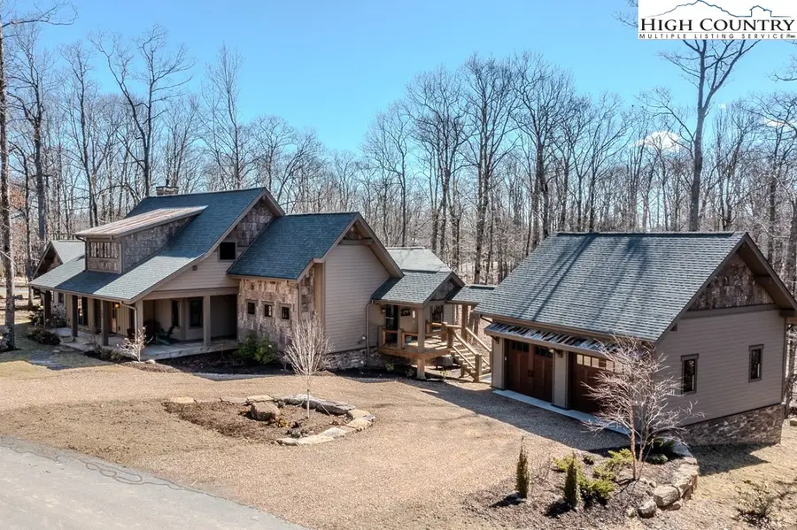 137 Mountain Breeze Knoll, Blowing Rock, NC 28605 - #3