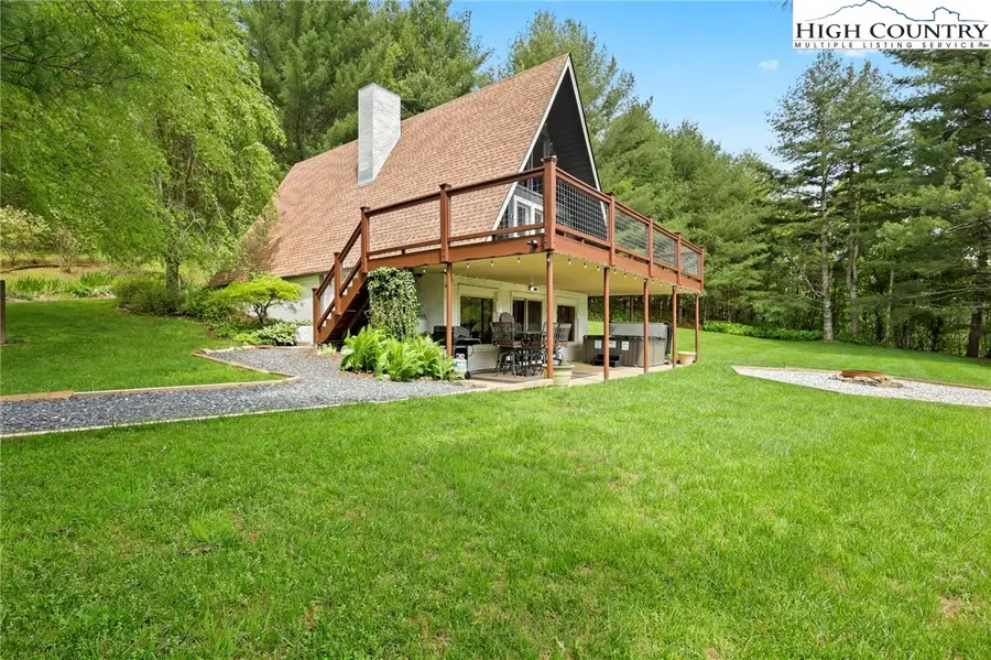 895 S J E Gentry Road #D, Laurel Springs, NC 28644 - #3