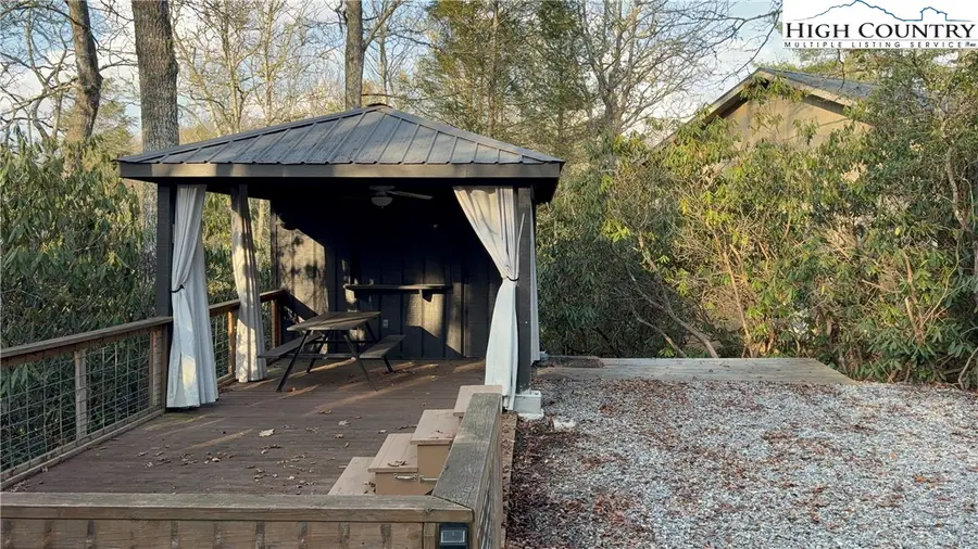 157 Hemlock Loop, Newland, NC 28657 - #2