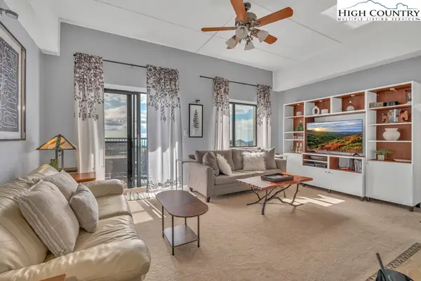 303 Sugar Top #3230, Sugar Mountain, NC 28604