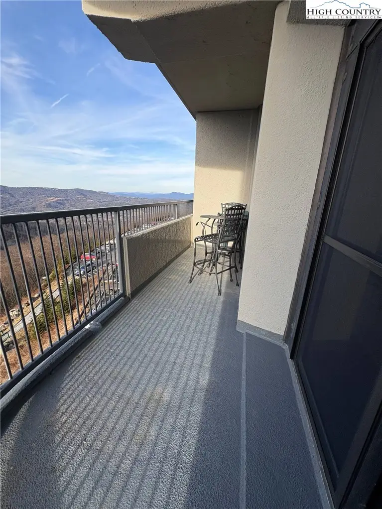 303 Sugar Top Drive #2301, Sugar Mountain, NC 28604 - #3