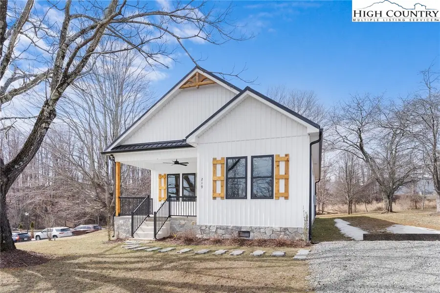219 Grayson Street, Sparta, NC 28675 - #2