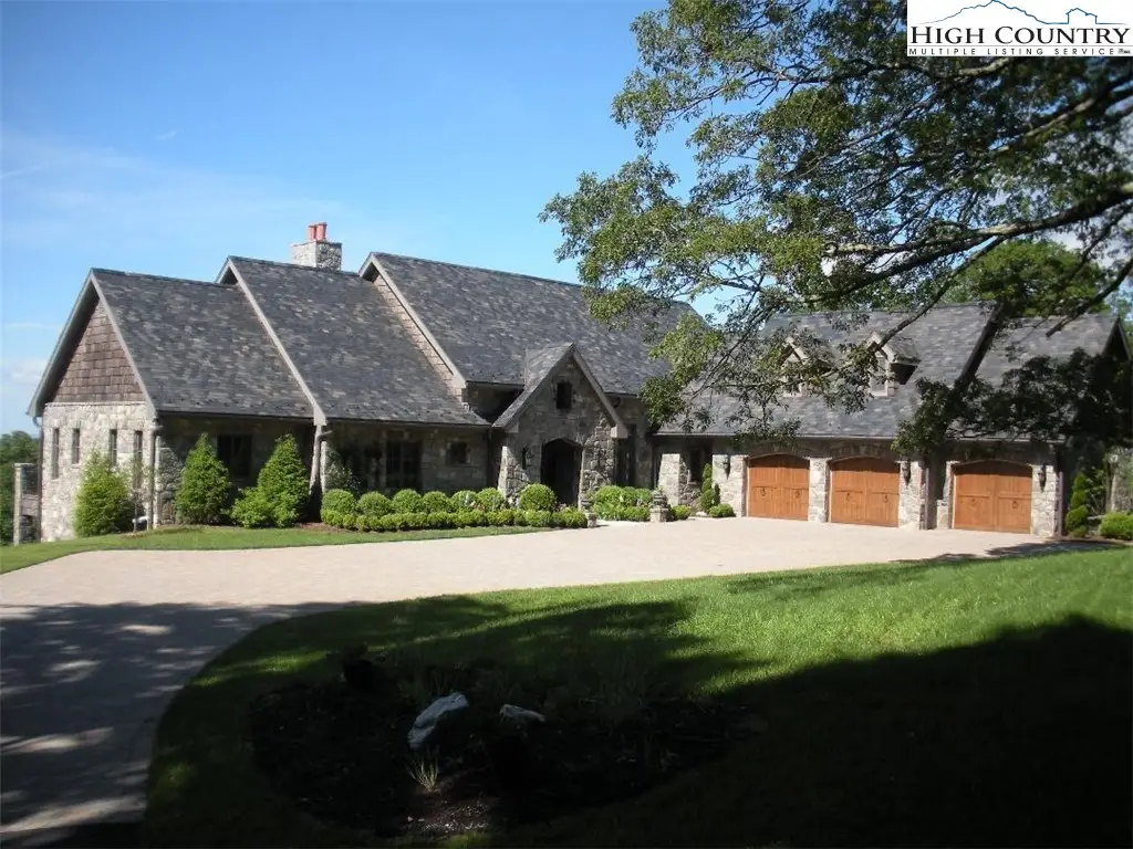 733 Dogwood Lane, Blowing Rock, NC 28605 - #1