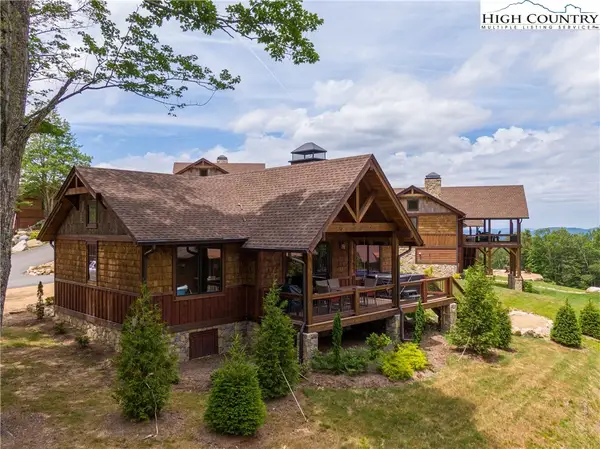 16 Camp Eagle Loop, Banner Elk, NC 28604