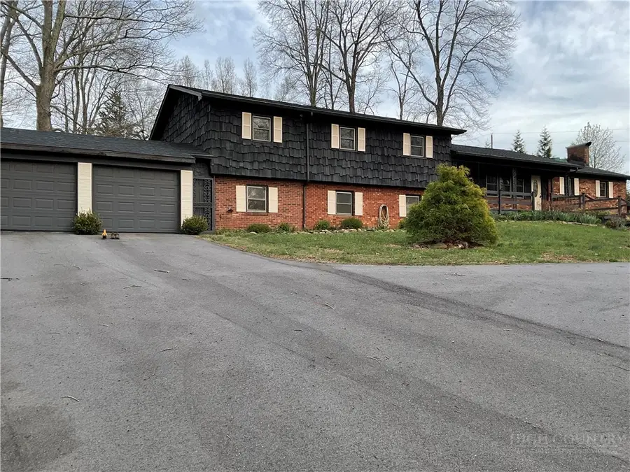 3162 Chestnut Grove Church Road, Sparta, NC 28675 - #2