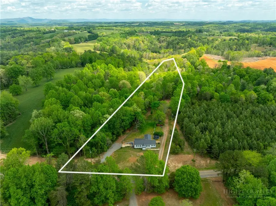 379 Pat Nixon Road, State Road, NC 28676 - #3