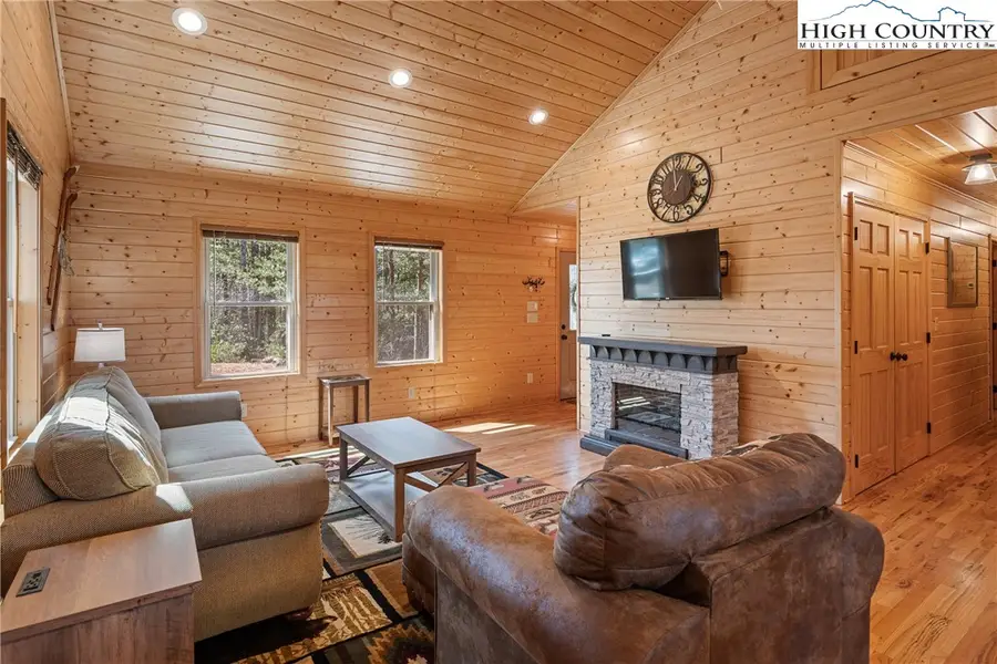 128 Deer Antler Drive, Purlear, NC 28665 - #3