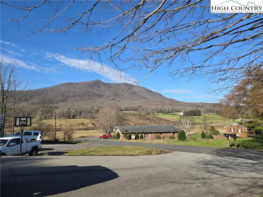 168/1685 Highland Hill Drive, Jefferson, NC 28640 - #2