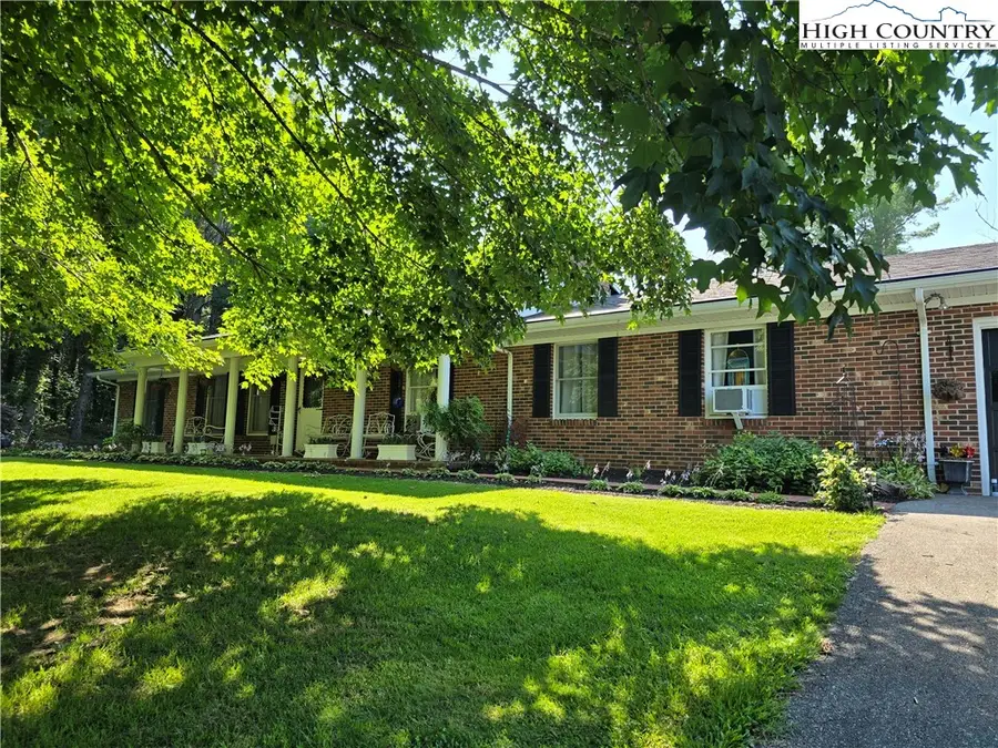 168/1685 Highland Hill Drive, Jefferson, NC 28640 - #3