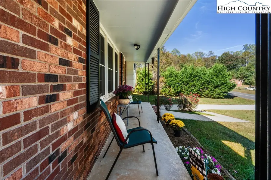 2598 Conner Circle, Lenoir, NC 28645 - #3