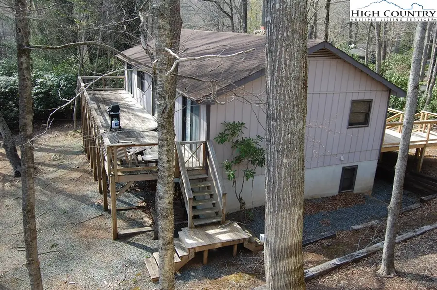 114 Lady Slipper Loop, Newland, NC 28657 - #2