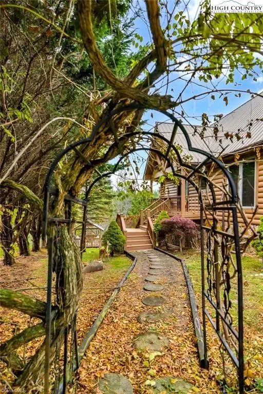 34 Yuri Lane, Piney Creek, NC 28663 - #3