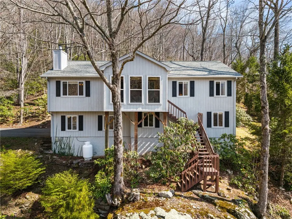 220 Woodwinds Lane, Seven Devils, NC 28604 - #1