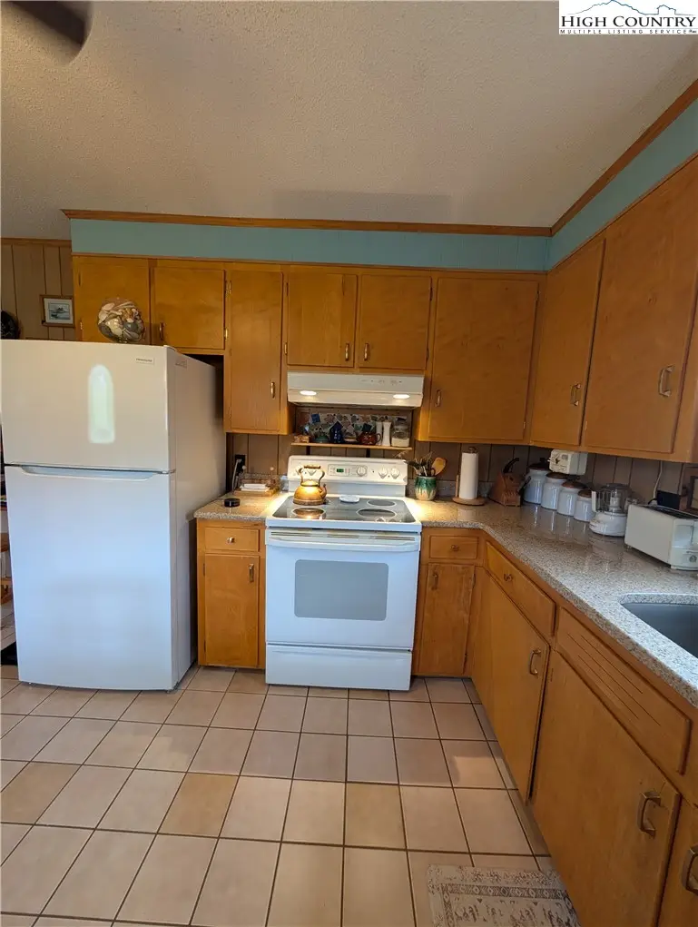 289 Westview Drive, Sparta, NC 28675 - #3