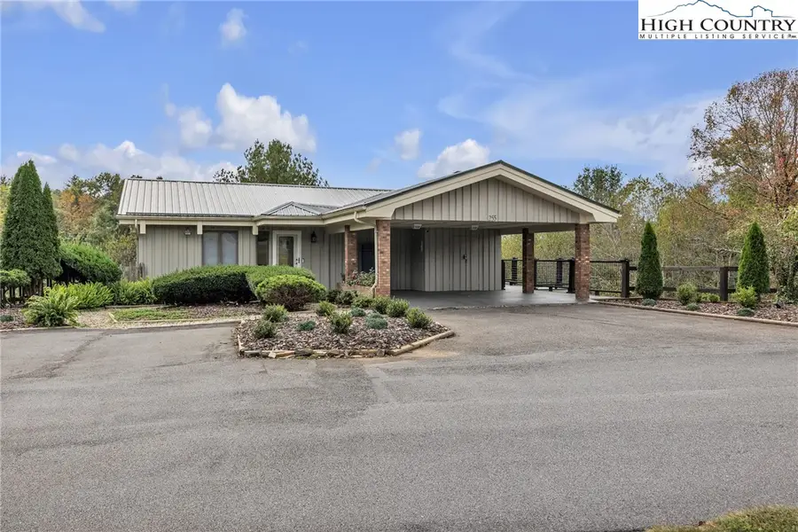 255 Clear View Ridge Road, Crumpler, NC 28617 - #2