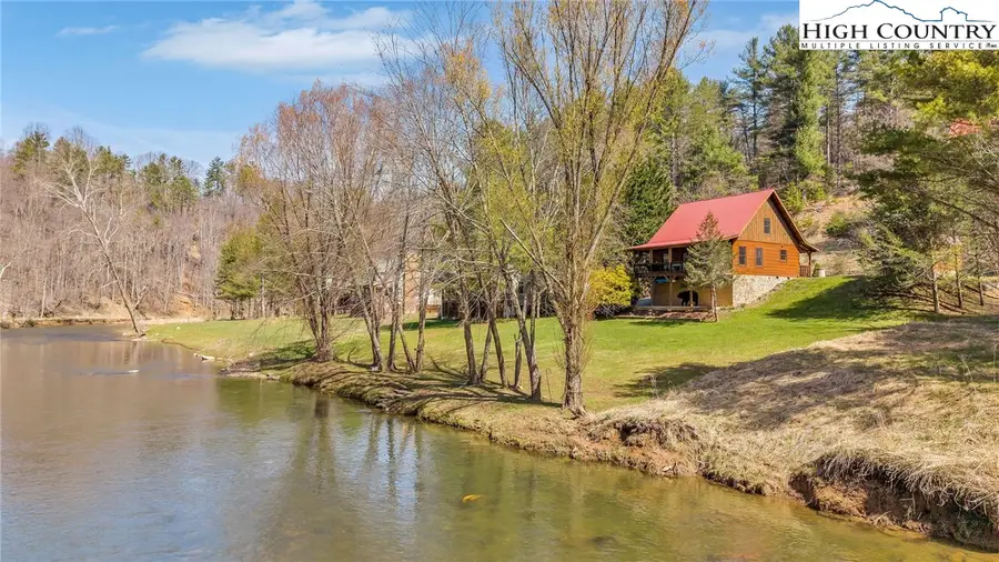 385 Bent River Drive, Lansing, NC 28643 - #2