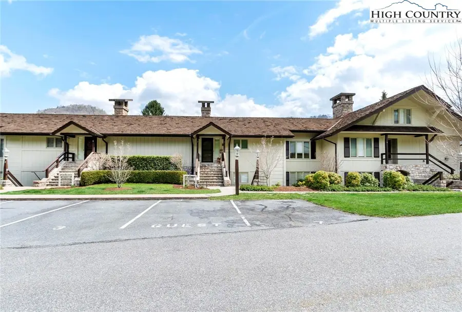 271 The Lakes #B-3, Boone, NC 28607 - #2