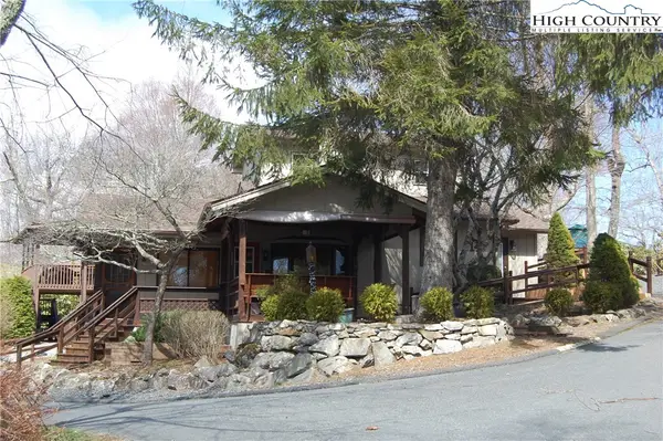 14 Briar Road, Newland, NC 28657