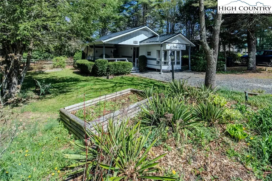 153 Snowshoe Loop, Newland, NC 28657 - #2