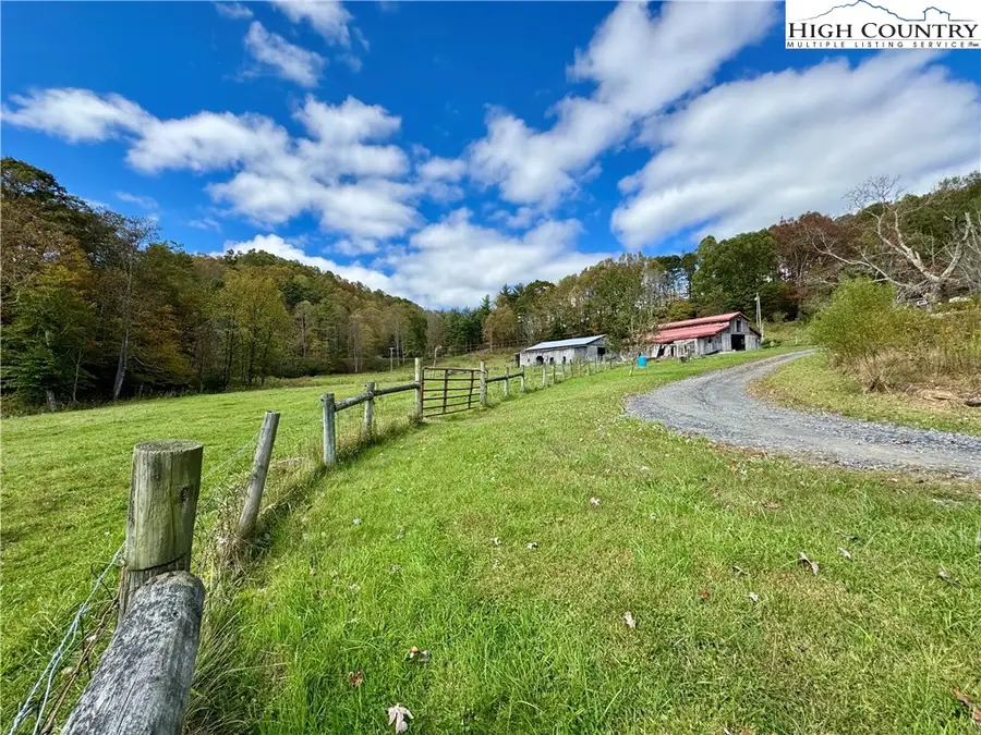 668 Woodstown Road, Fleetwood, NC 28626 - #2