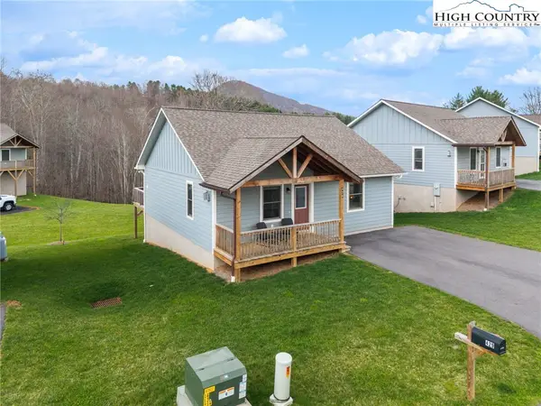 429 Townhomes Place #18, Boone, NC 28607