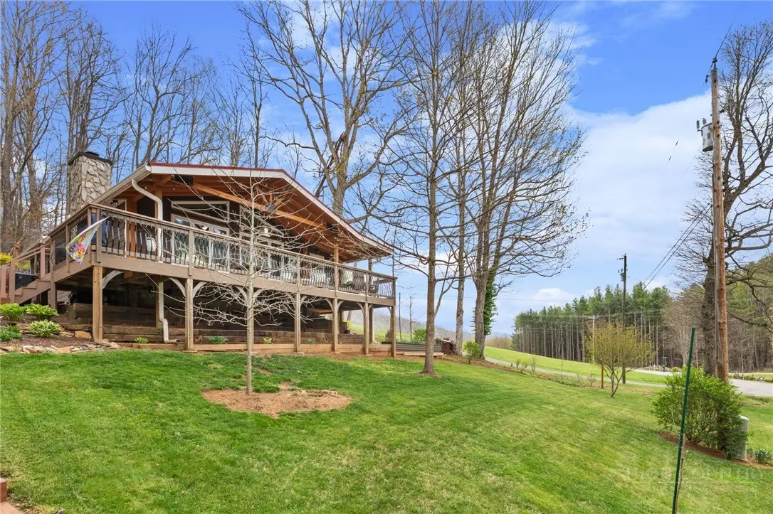 574 Cherry Avenue, West Jefferson, NC 28694 - #1