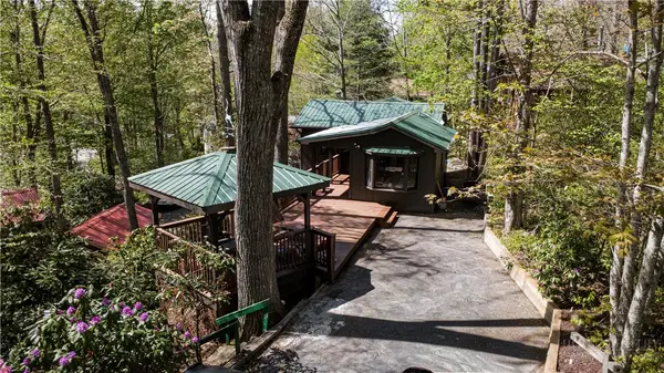 53 Azalea Lane, Newland, NC 28657