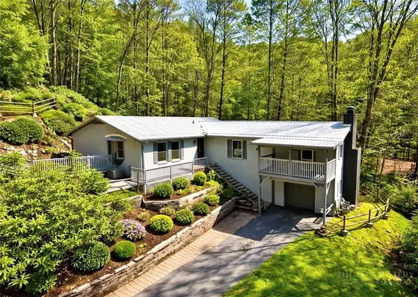 913 Winterberry Trail, Boone, NC 28607