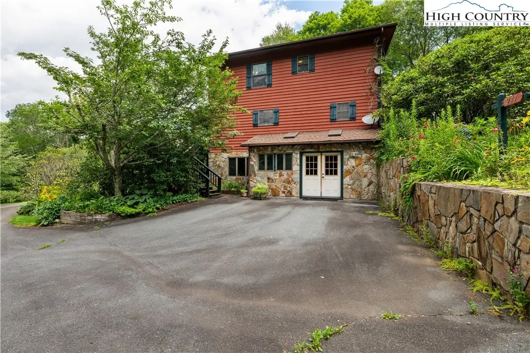 277 Country Lane, Newland, NC 28657 - #1