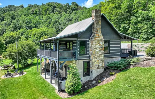 3244 Old Us Hwy 421, Vilas, NC 28692