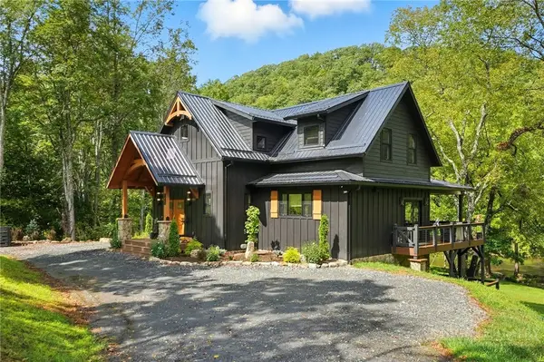 727 Riverwind Drive, Lansing, NC 28643