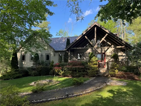 2134 Valle Cay Drive, Vilas, NC 28692