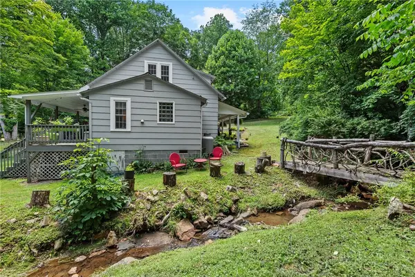 129 Troys Trail, Todd, NC 28684