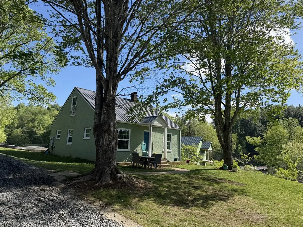 130 Bluegrass Drive, West Jefferson, NC 28694 - #1