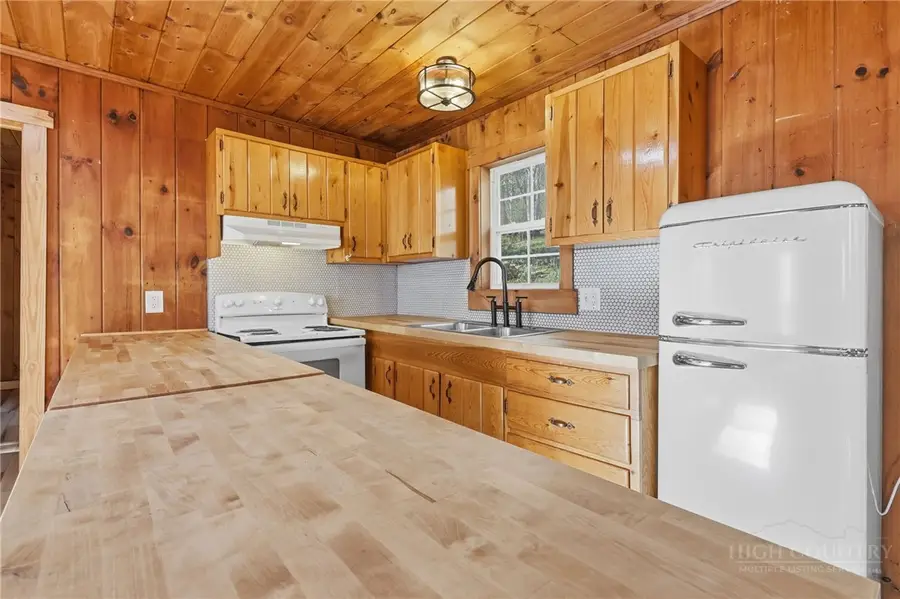 286 Grady Winkler Road, Boone, NC 28607 - #3