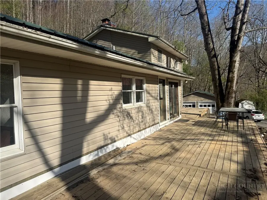 1181 Big Plumtree Creek Road, Newland, NC 28657 - #2