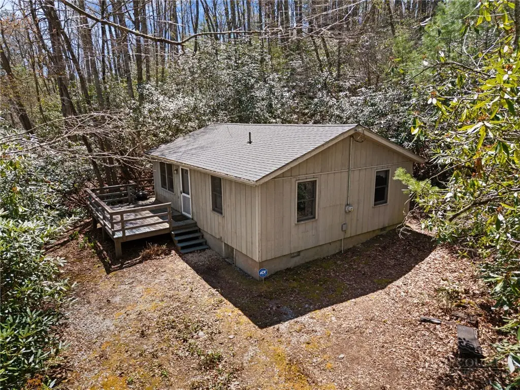 8977 Rose Hollow Avenue, Newland, NC 28657 - #1