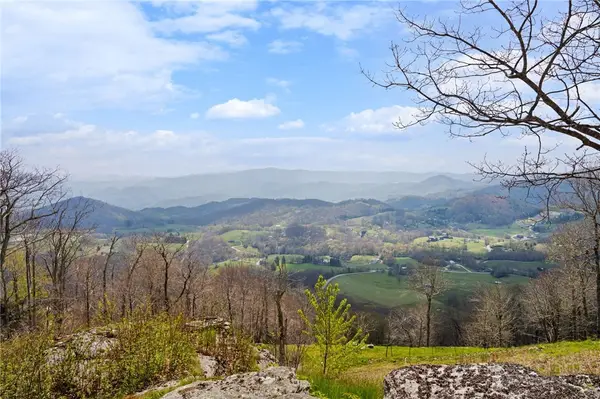 Lot 61 Rocky Parkway, Banner Elk, NC 28604