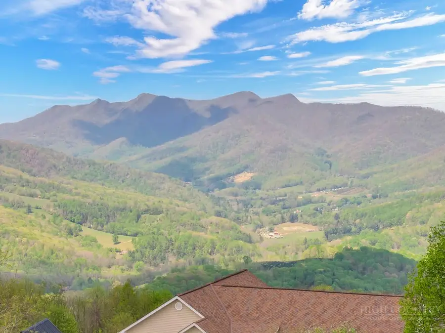 115 Beth Street, West Jefferson, NC 28694 - #2