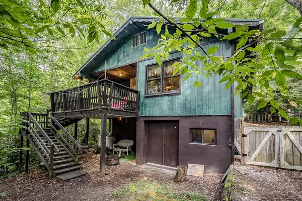 190 Spruce Pine Road, Newland, NC 28657