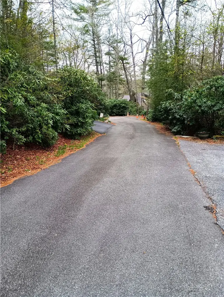 70 Tulip Lane, Newland, NC 28657 - #3