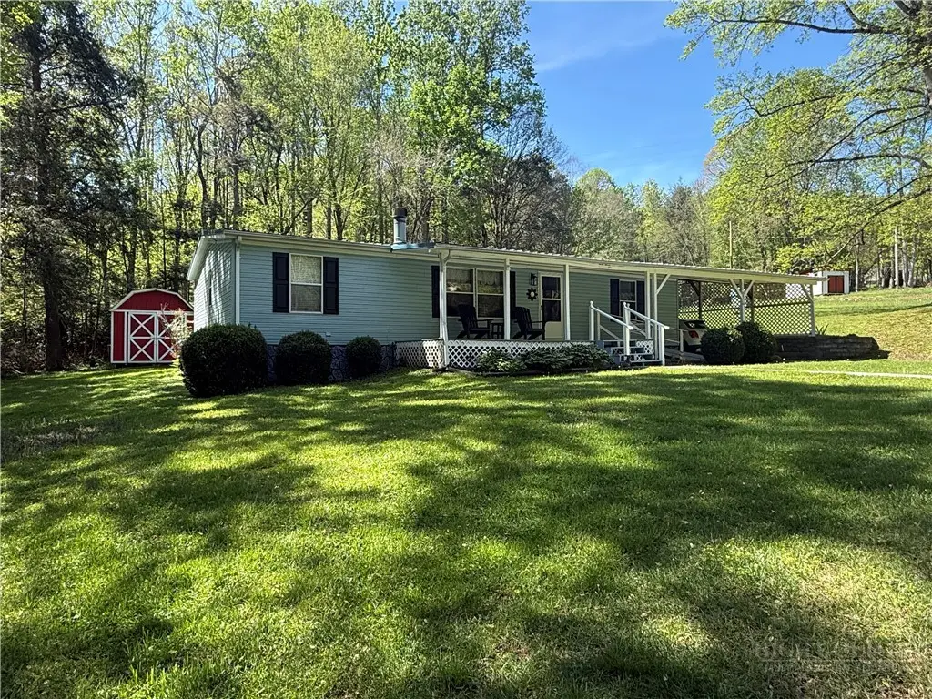 869 Little Elk Road, Elk Park, NC 28622 - #1