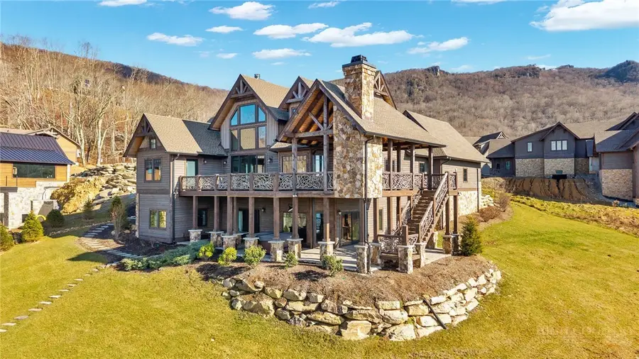 30 Valley Watch Court, Banner Elk, NC 28604 - #2
