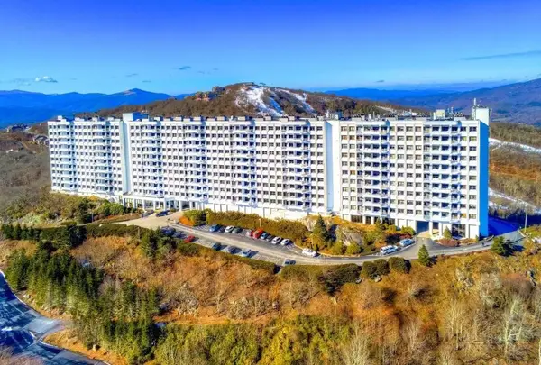 303 Sugar Top Drive #2107, Sugar Mountain, NC 28604