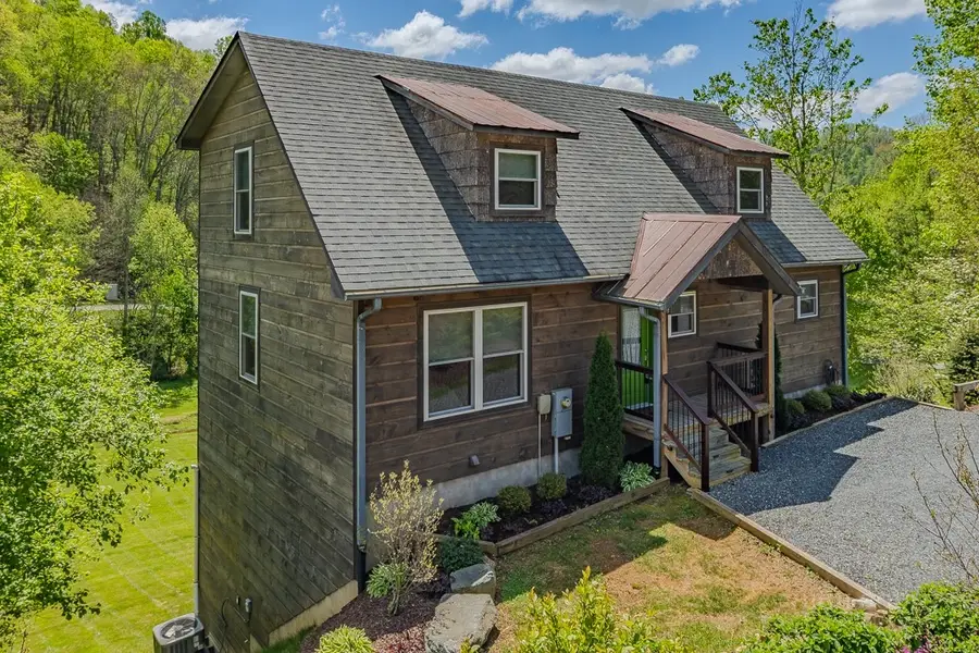 210 Grand Creek Road, Vilas, NC 28692 - #2