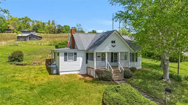 2284 Idlewild Road, West Jefferson, NC 28694