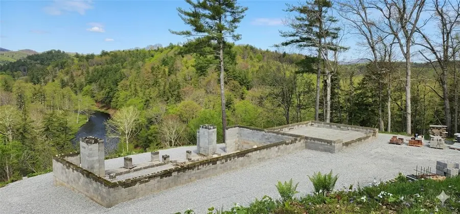 485 Autumn Leaf Way, Crumpler, NC 28617 - #2